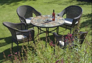 Granada Table with Woburn Chairs