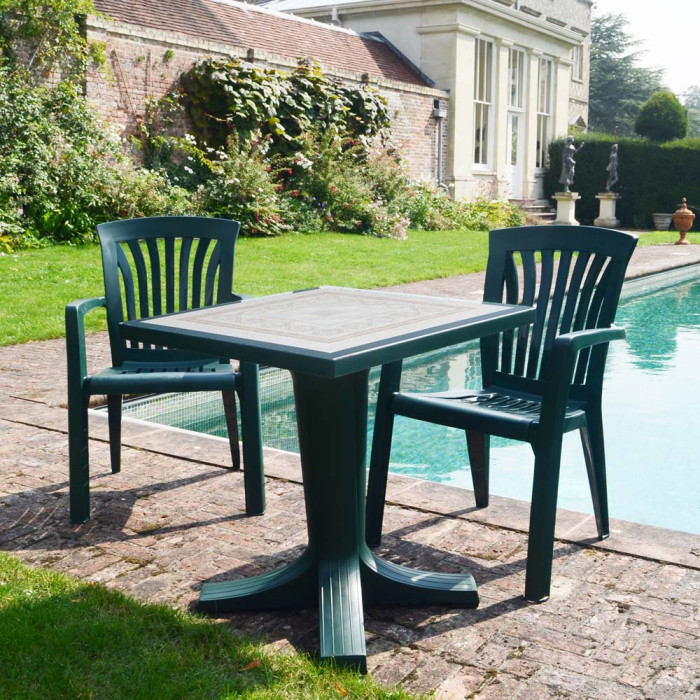 Giove 70 table with Diana chairs - green