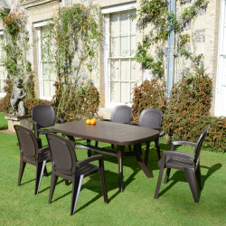 Toscana 165 table- plain, with Creta wicker chairs