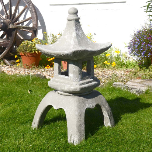 Pagoda Lantern
