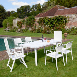 Libeccio extending table with Darsena & Bora chairs in White