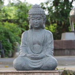 Buddha statues