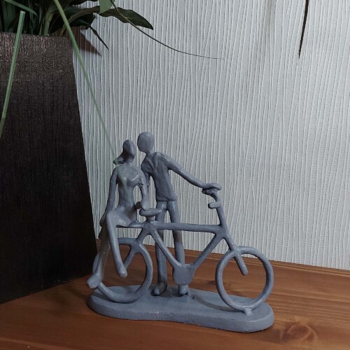 Couple With Bicycle Elur Iron Figurine 14cm Grey Shimmer [picture 01] a lifestyle image