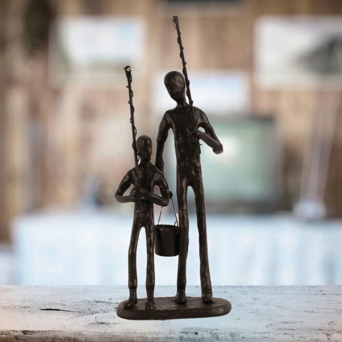 Fishing Trip Elur Figurine 21cm Mocha [picture 01] a lifestyle image