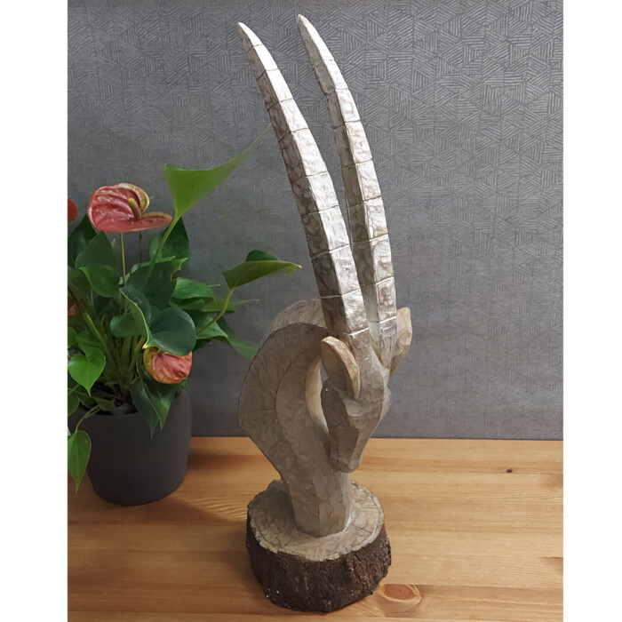 Oryx Head 53cm Carved Wood Effect [picture 01] a lifestyle image
