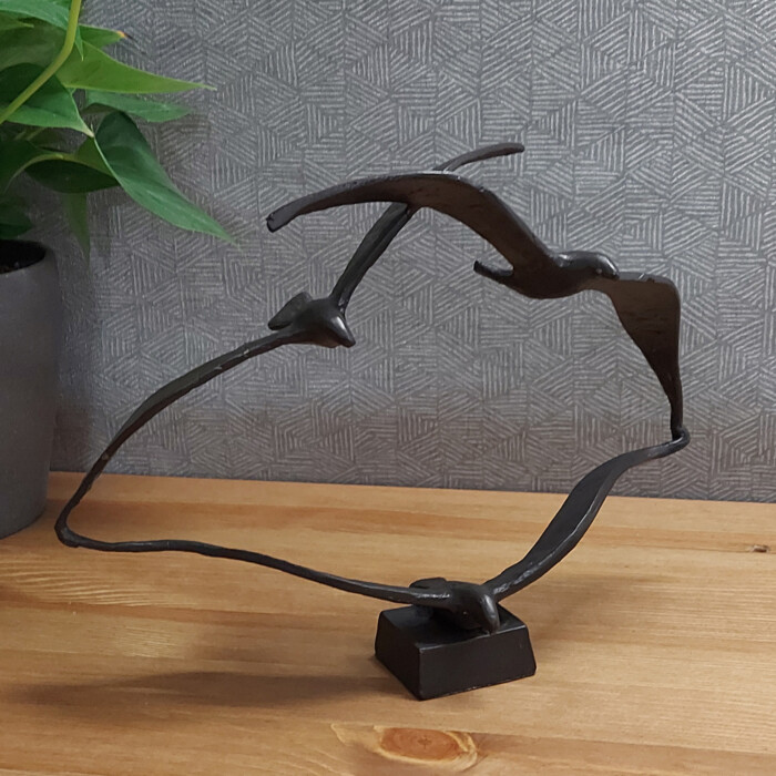 Seagulls Elur Iron Ornament 20cm Mocha [picture 01] a lifestyle image