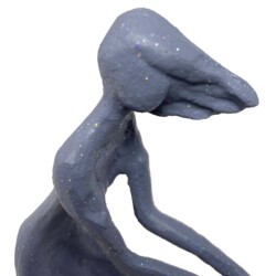 Umbrella Girl In Wind Elur Iron Figurine 15cm Grey Shimmer [picture 05] a detail image