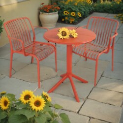Anders Bistro Table Chilli With 2 Alma Armchair Chilli Set [picture 01] a garden lifestyle image