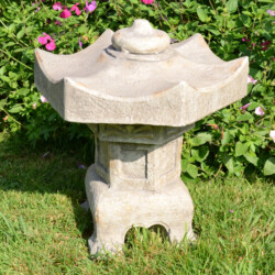 Pagoda Lantern Small 40cm Weathered Dark Stone Effect [picture 01] a lifestyle image