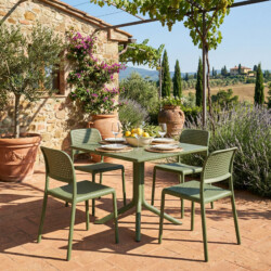 Clip 70Cm Table With 4 Bistrot Chair Set Olive picture 01 a garden lifestyle image