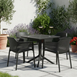Clip 70Cm Table With 4 Net Chair Set Anthracite picture 01 a garden lifestyle image