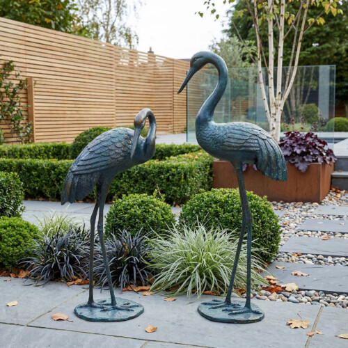 Cranes Pair 77and61Cm Aluminium Dark Verdigris picture 01 a garden lifestyle image