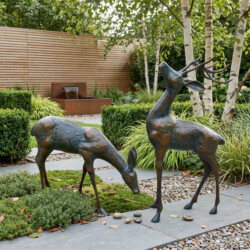 Deer Pair Small 56and33Cm Aluminium Dark Verdigris picture 01 a garden lifestyle image
