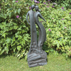First Date 60Cm Ebony Effect picture 08 a lifestyle image